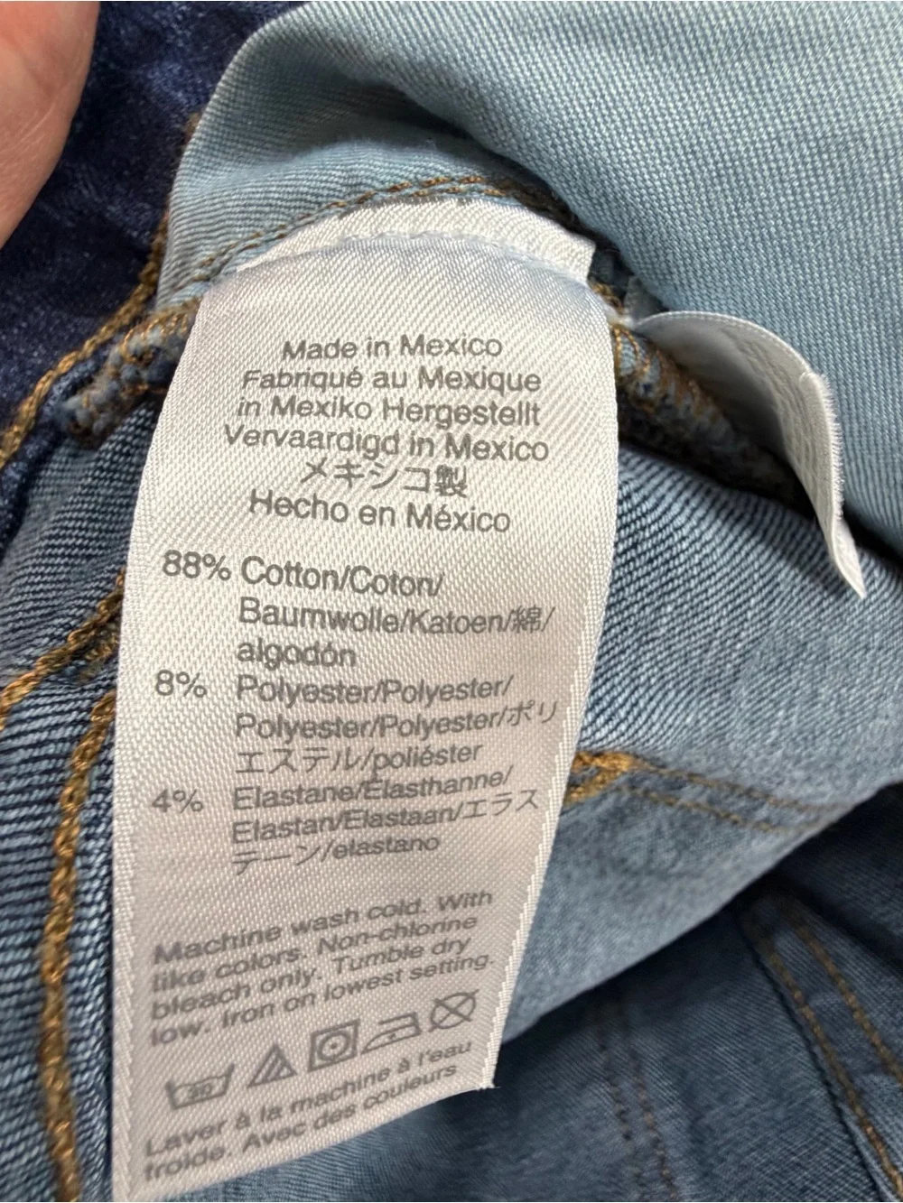 Madewell High-Rise Button-Fly Jeans in Dark Blue Denim